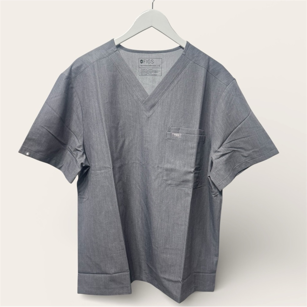 FIGS Technical Collection Scrub Top XL NWOT V-Neck Gray Medical Uniform